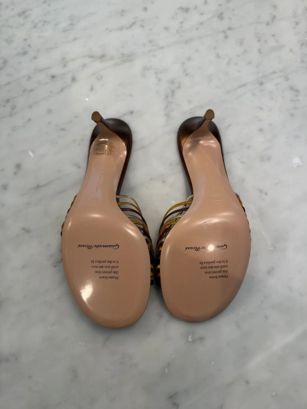 NIB Gianvito Rossi Vyna metallic leather mule sandals 38 8